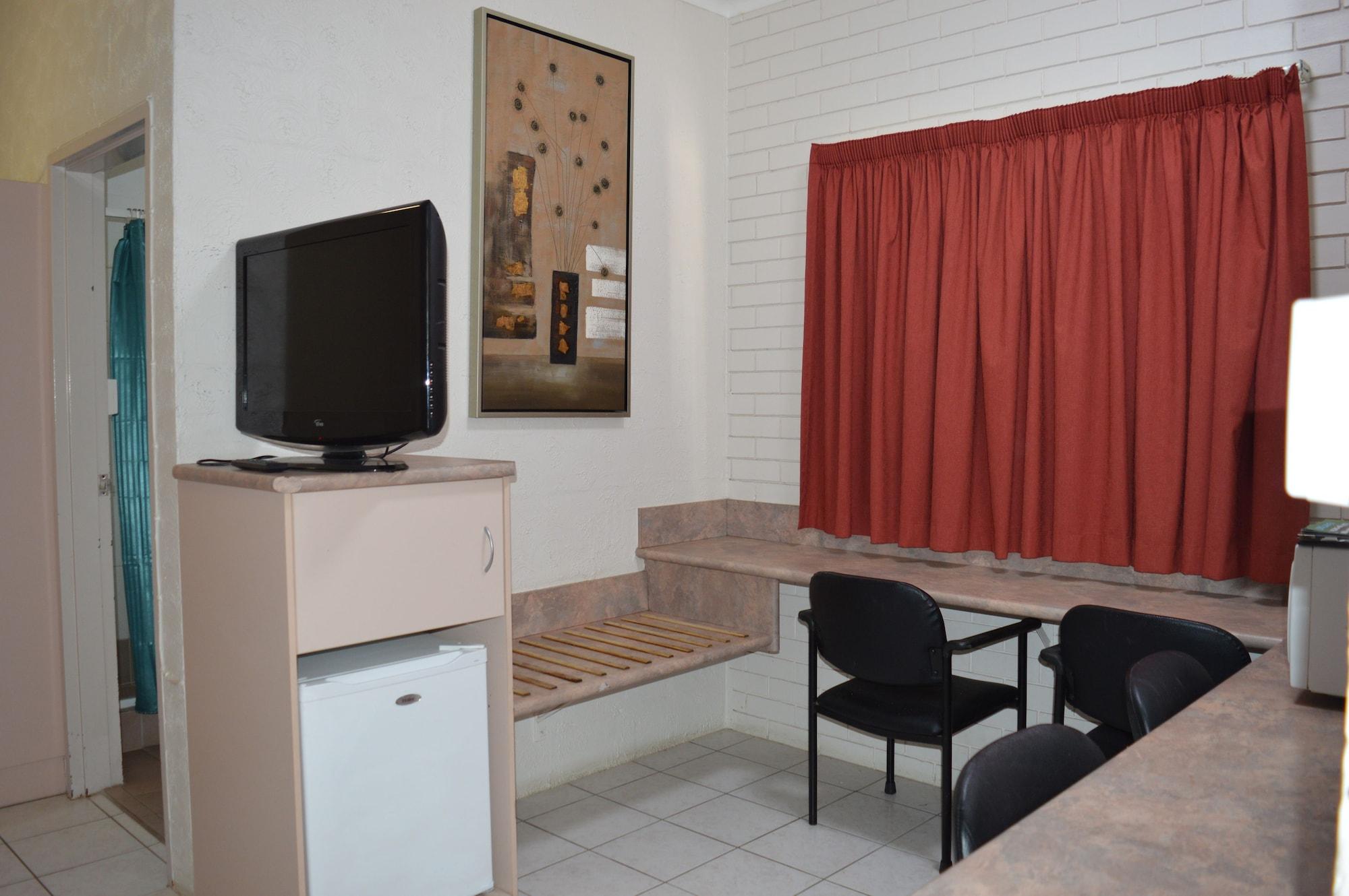 Mid City Motor Inn Gladstone Exteriör bild