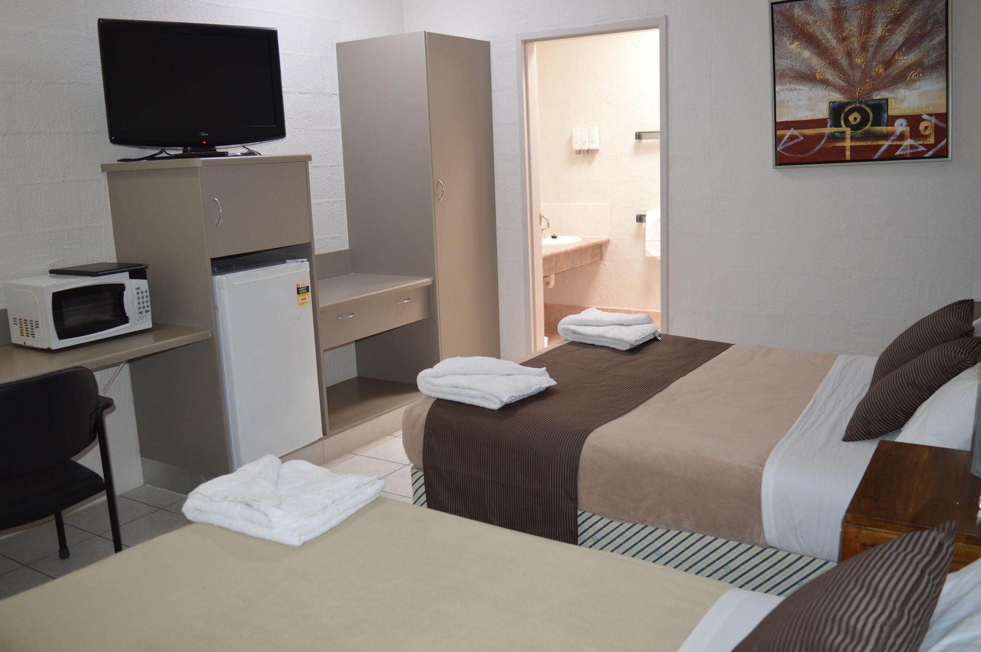 Mid City Motor Inn Gladstone Exteriör bild