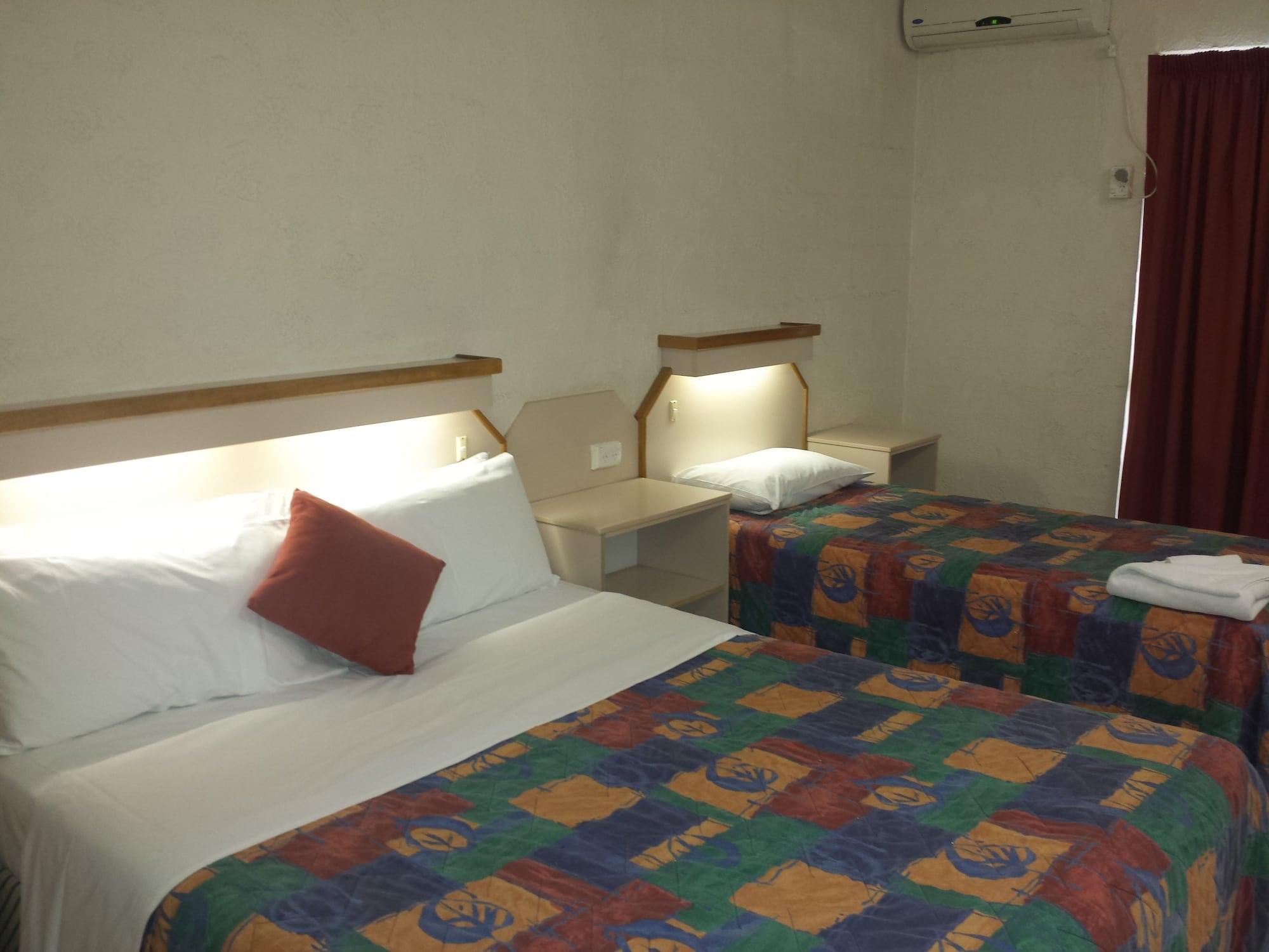 Mid City Motor Inn Gladstone Exteriör bild