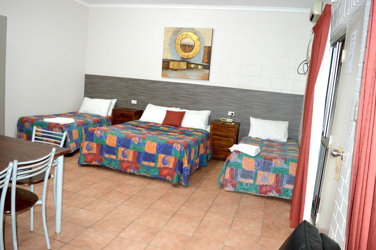 Mid City Motor Inn Gladstone Exteriör bild